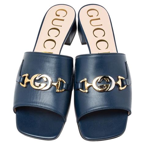 navy blue gucci heels